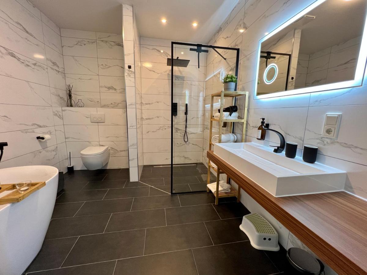 Junipro Luxury Apartments Bosen-Eckelhausen Bagian luar foto