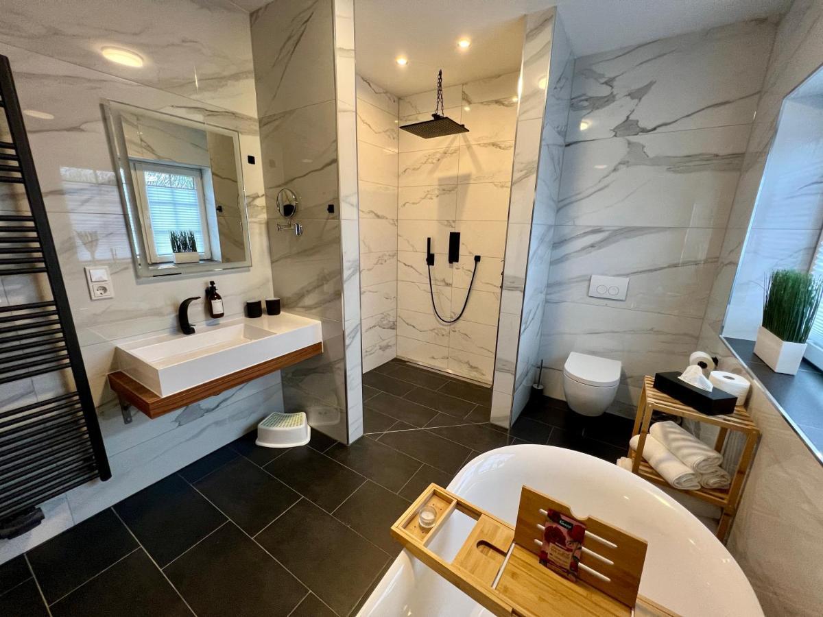 Junipro Luxury Apartments Bosen-Eckelhausen Bagian luar foto
